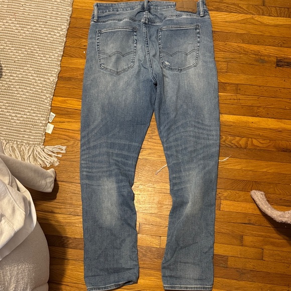 American Eagle Mid Rise Mom Jeans Size 14 - Picture 2 of 4